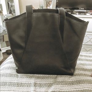 Lululemon black bag